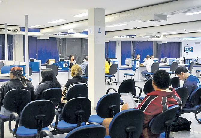 Imagem ilustrativa da imagem Edital do INSS com 8.230 vagas sai nesta quinta