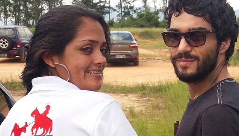 Foto de Caio Blat com a esposa gerou polêmica nas redes sociais. Foto: Instagram