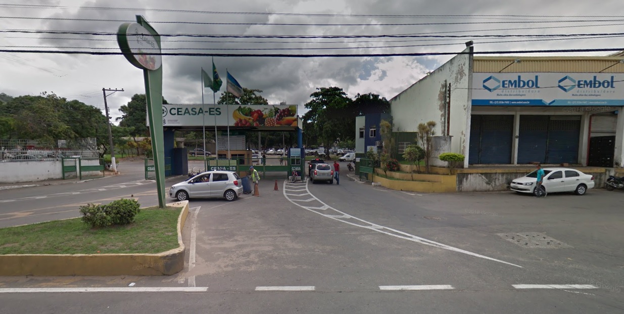 O criminosos tentou levar uma bicicleta e uma bateria de dentro da Ceasa. Foto: Reprodução/Google Street View
