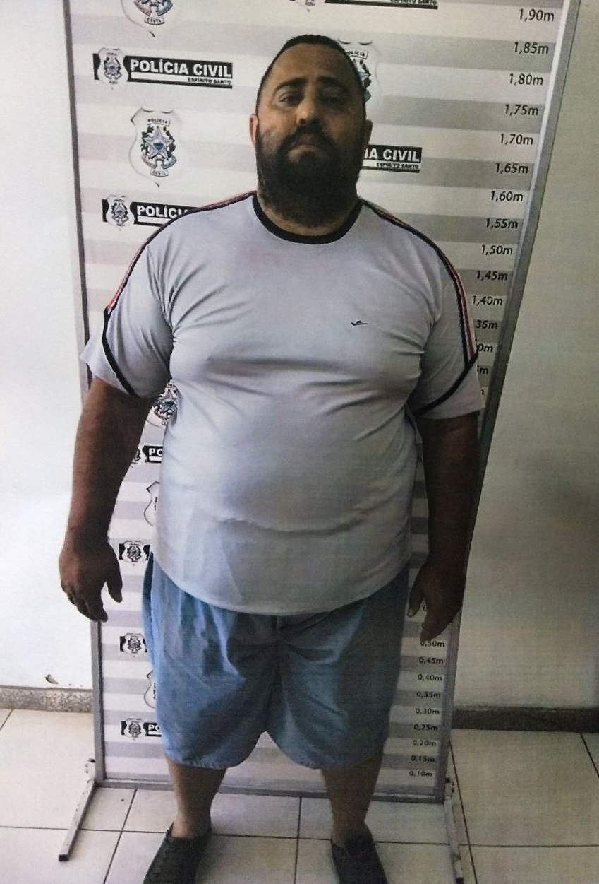 A polícia divulgou uma foto de Helvio Henrique Cirilo e pediu que outras instituições que ele tenha procurado façam denúncias. Foto: Divulgação/Polícia Civil