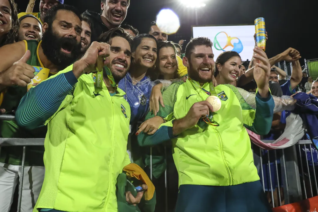 Imagem ilustrativa da imagem Medalhista olímpico é internado em Vila Velha com covid-19