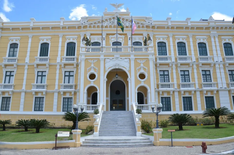 Imagem ilustrativa da imagem Governo se reúne com prefeituras nesta sexta para definir nova Matriz de Risco