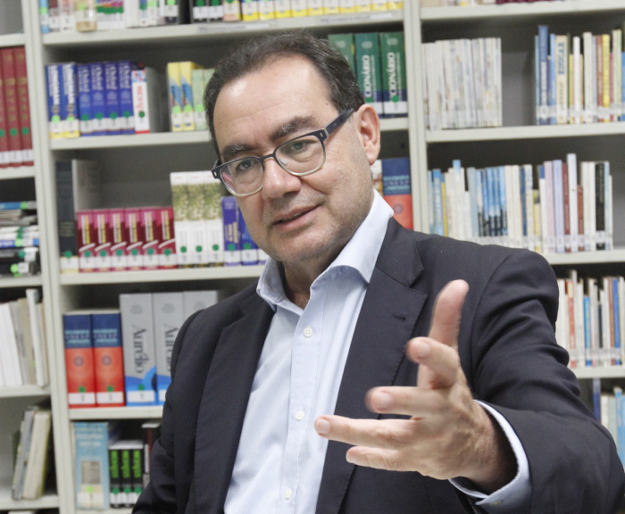 Augusto Cury é pai  de Carol Cury: com discurso leve, ela compartilha ensinamentos e atrai principalmente o público feminino (Foto: Divulgação)