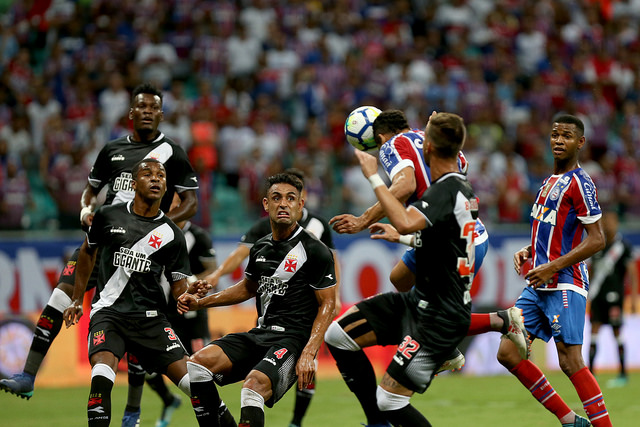 Gol de cabeça dentro da área do Vasco. Foto: Carlos Gregório Jr/Vasco