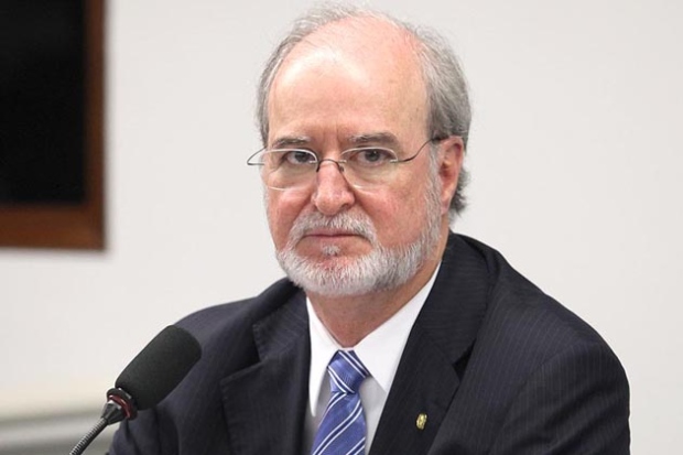 Ex-senador tucano Eduardo Azeredo deve ser preso a qualquer momento (Foto: Divulgação)