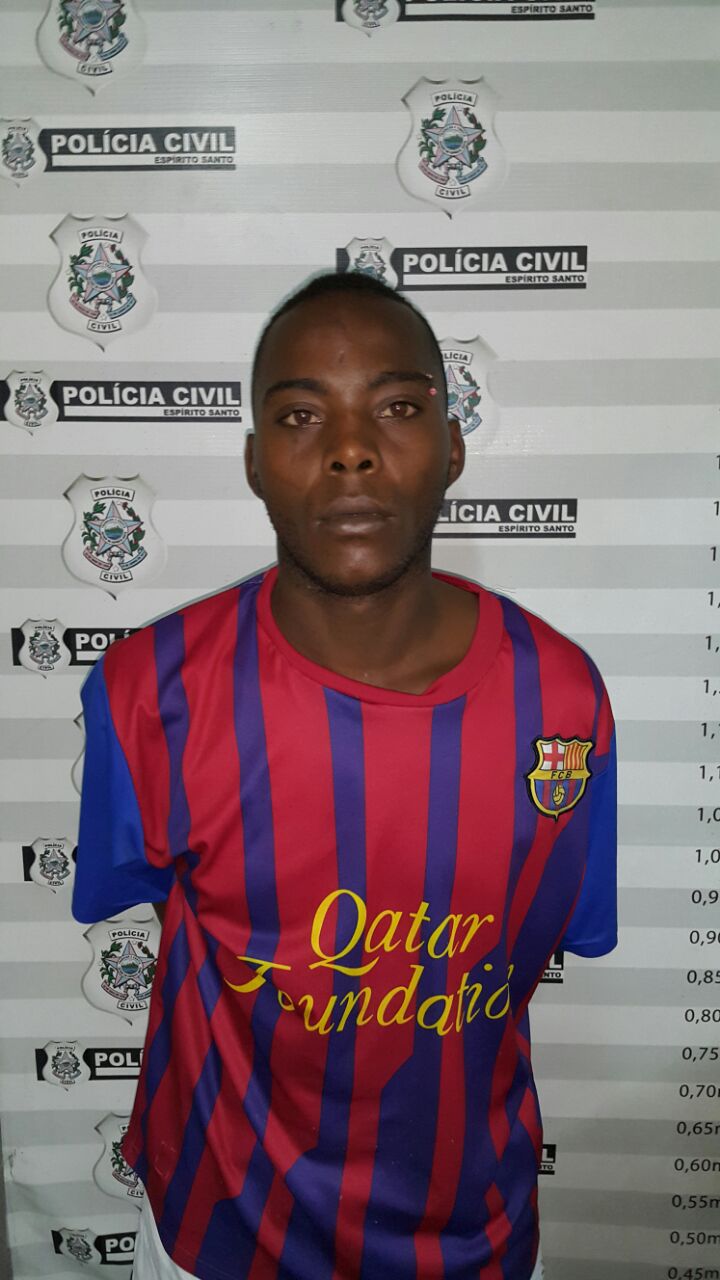 Emerson de Lima Alcântara, o Burguelo, de 23 anos, foi preso na tarde de segunda-feira (14), por conta de um mandado de prisão por estupro. (Foto: Divulgação)