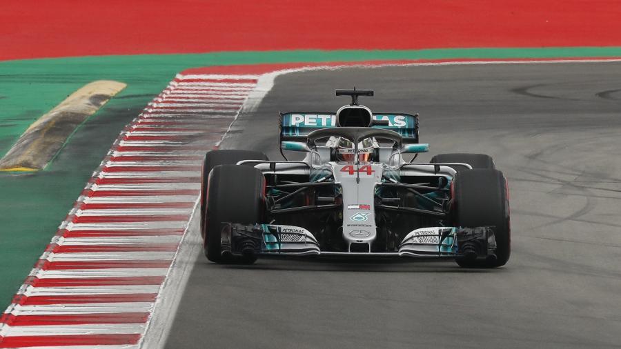 Lewis Hamilton durante treino classificatório para o GP da Espanha (Foto: Divilgação)