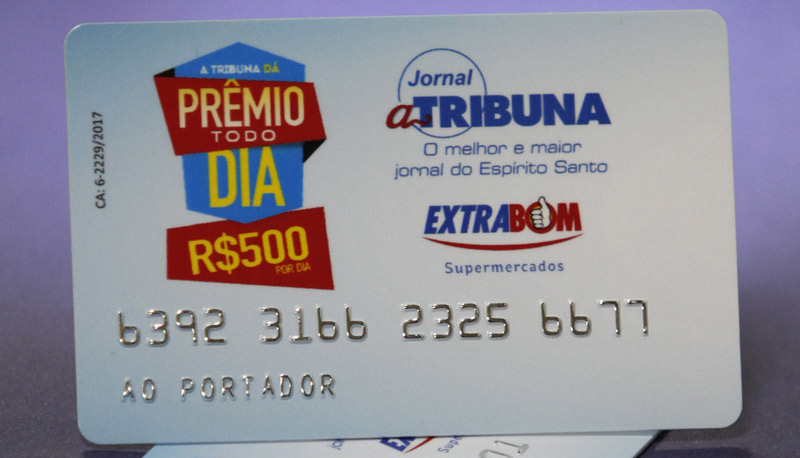 Cada leitor sorteado foi contemplado com um cartão vale-compras de R$ 500 (Foto: Thiago Coutinho / AT)
