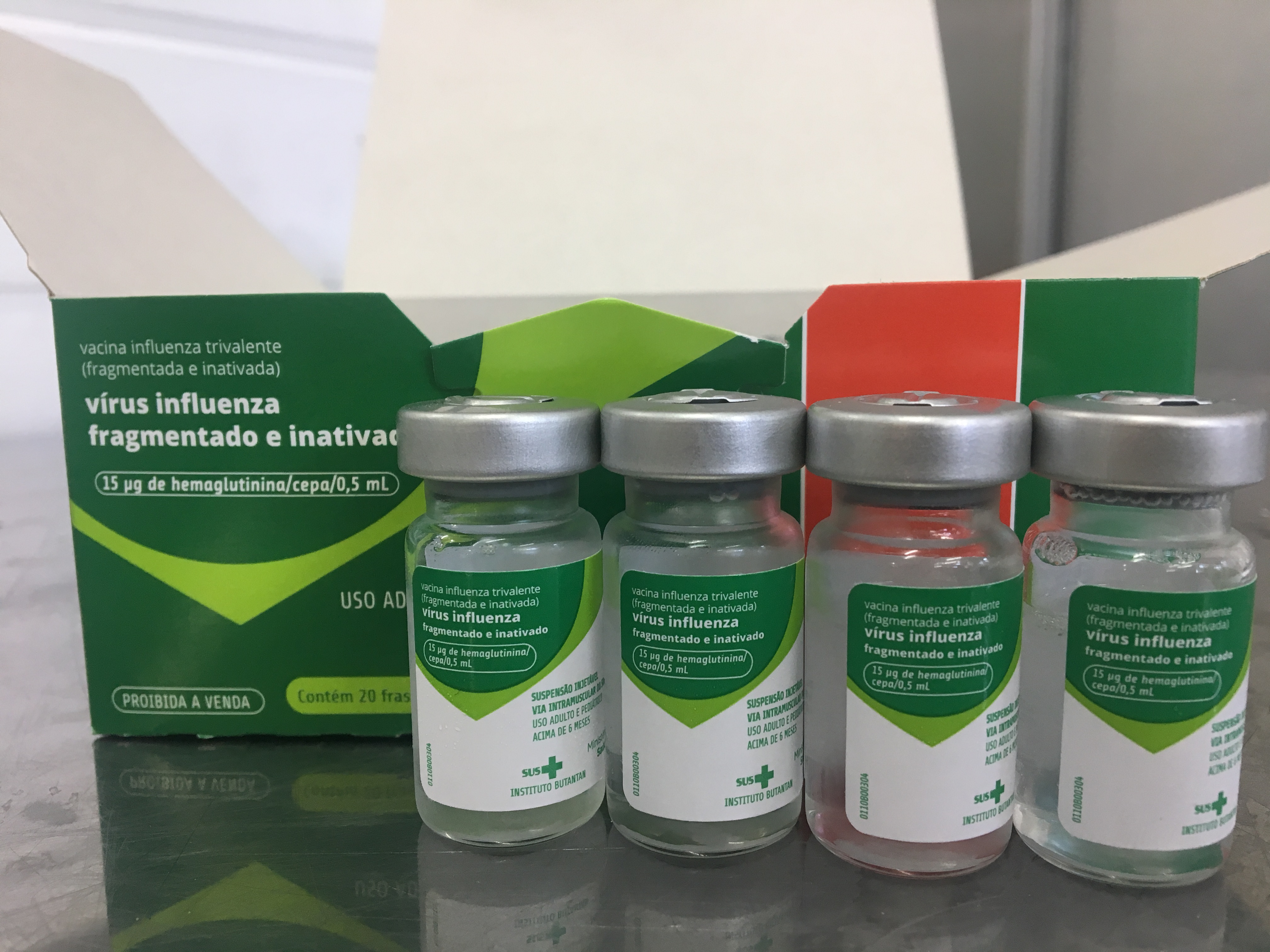 A vacinação acontece das 10h às 21h (Foto: Divulgação/Sesa)
