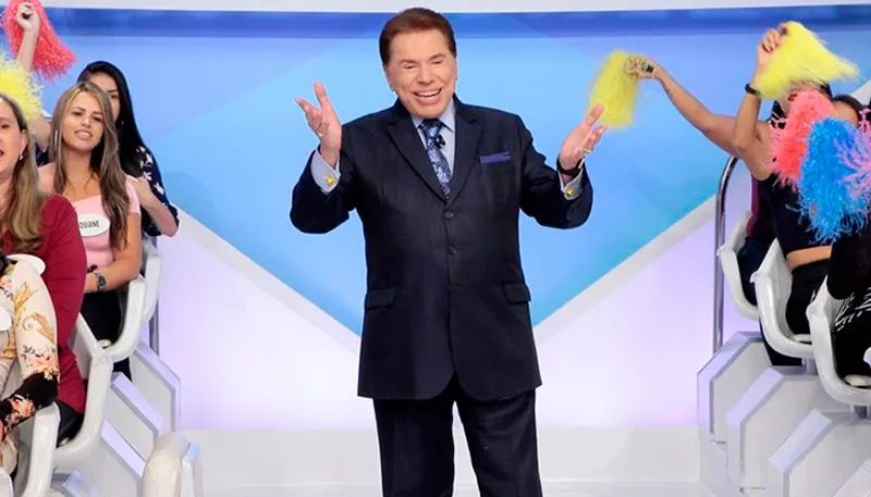 Imagem ilustrativa da imagem Silvio Santos é internado com covid-19