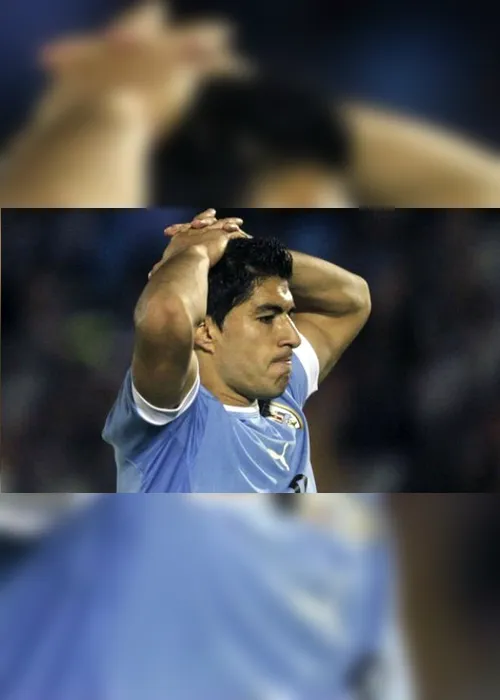 Imagem ilustrativa da imagem Suárez passa por cirurgia no joelho direito e desfalca Barcelona por até 4 meses