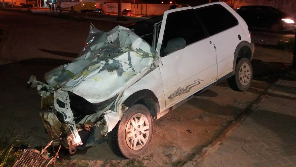 Advogada ficou presa às ferragens e morreu após dar entrada no hospital. (Foto: Site Folha Acadêmica)