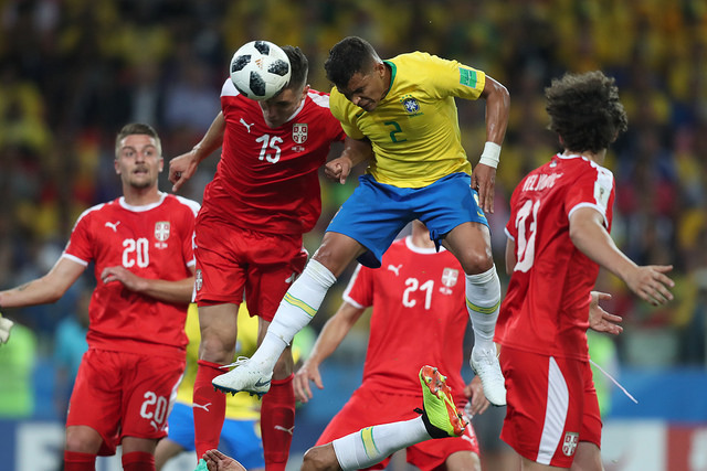 Gol de cabeça do Thiago Silva na vitória sobre a Sérvia (Foto: Lucas Figueiredo/CBF)