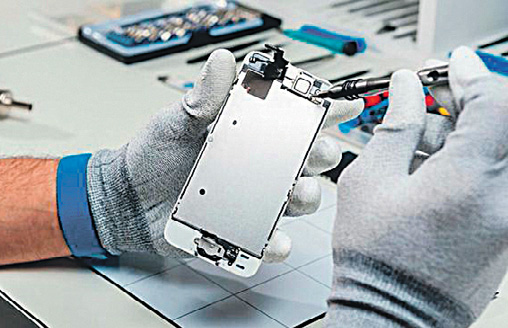 Há vagas para curso de conserto e manutenção de tablets e celulares. (Foto: Divulgação)