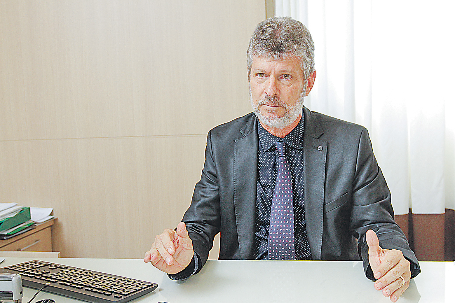 Carlos Magno afirmou que o CRM-ES vai lutar para que a categoria seja respeitada. (Foto: Thiago Coutinho 17/01/2018)
