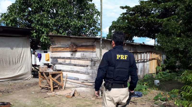 O resgate foi realizado em uma fazenda de difícil acesso (Foto: PRF/ES)