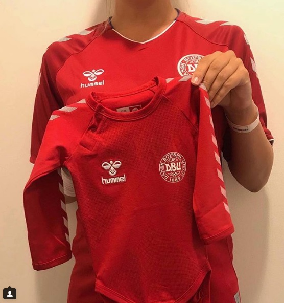 A filha do jogador nasceu na última terça-feira (12). (Foto: Reprodução/Instagram)