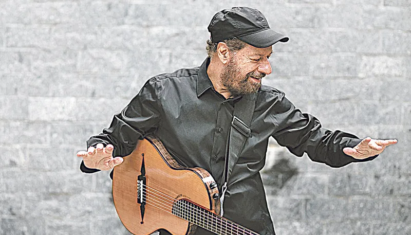 João Bosco vai cantar sucessos como “Papel Marché”, além de músicas recentes