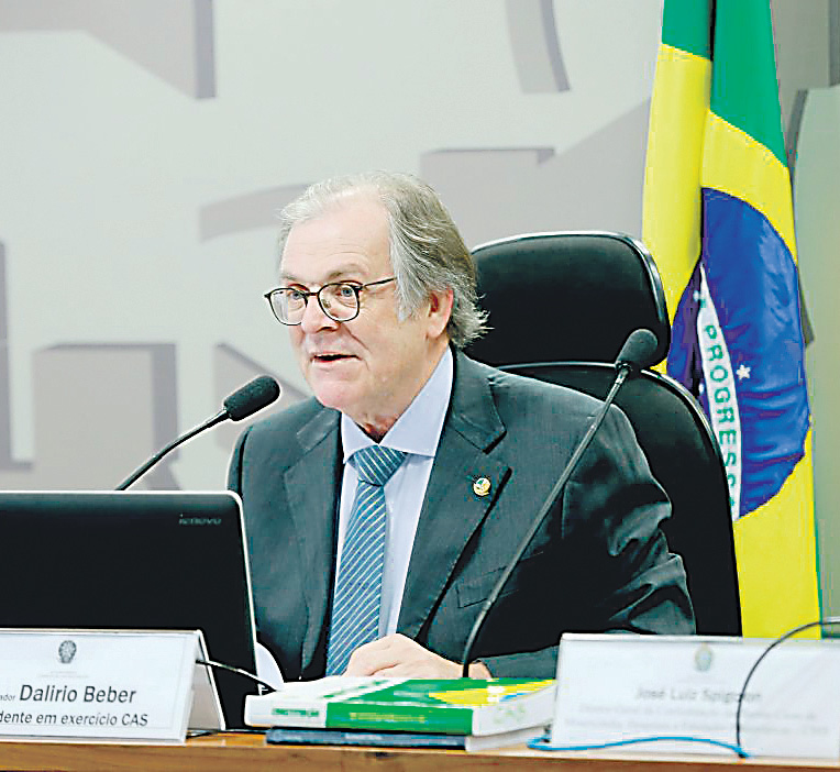 Para o relator, senador Dalírio Beber (PSDB-SC), o parecer “mais duro” é necessário em função da crise econômica e fiscal. (Foto: Divulgação)
