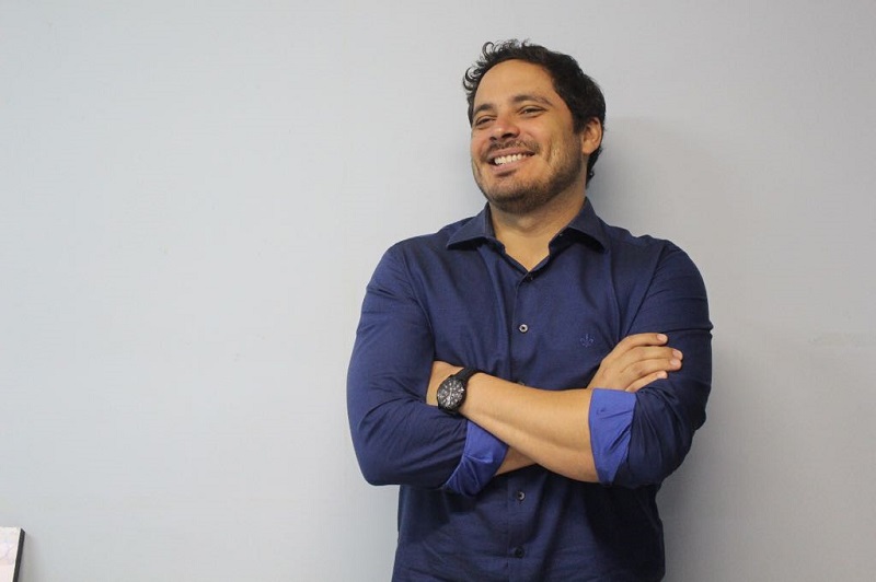Mileip disse que não usa a versão paga dos aplicativos e faz sete combinações por dia para transmitir suas mensagens de projetos eleitorais (Foto: Divulgação)