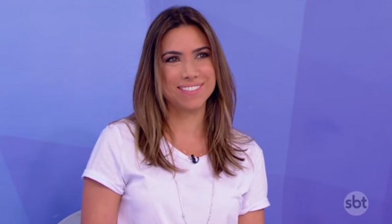 Patrícia Abravanel, durante o programa deste domingo (Foto: Reprodução SBT)