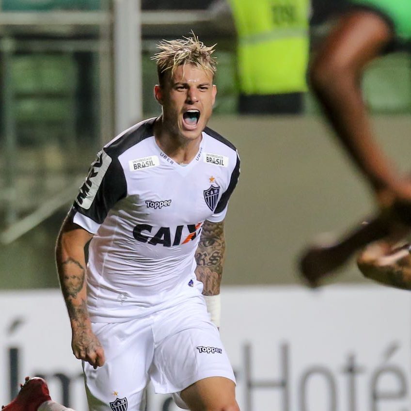 Pouco meses depois de chegar ao Atlético, Róger Guedes deixa o clube (Foto: Reprodução)