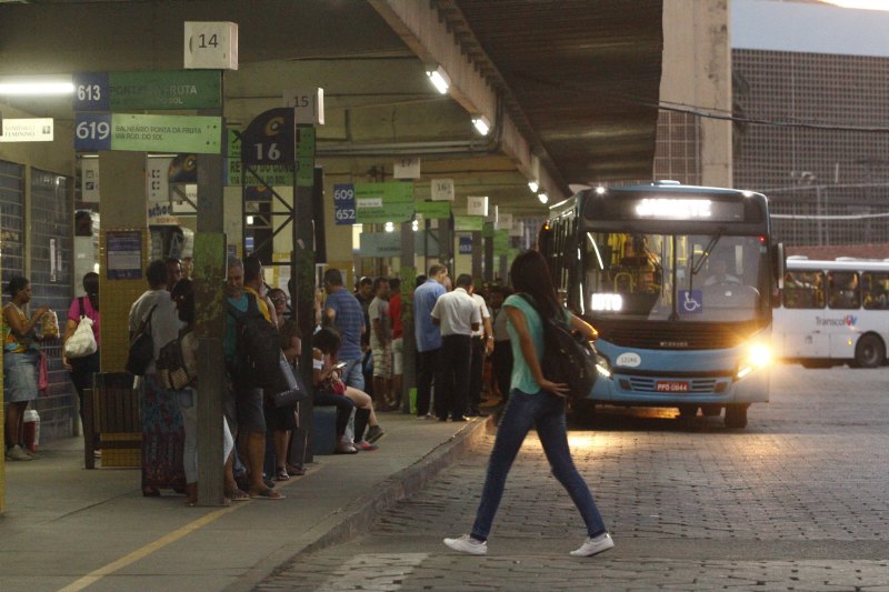 Terminal de Vila Velha, cujo laudo do Corpo de Bombeiros venceu há dois anos. (Foto: Thiago Coutinho/AT)