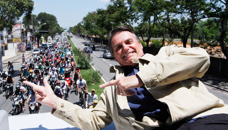 Jair Bolsonaro, durante passagem por Vitória (Foto: Kadidja Fernandes/AT)