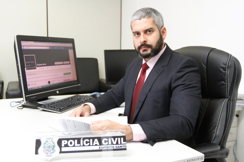 O delegado Brenno Andrade faz alerta sobre golpes envolvendo sorteios virtuais. (Foto: Leone Iglesias/AT)
