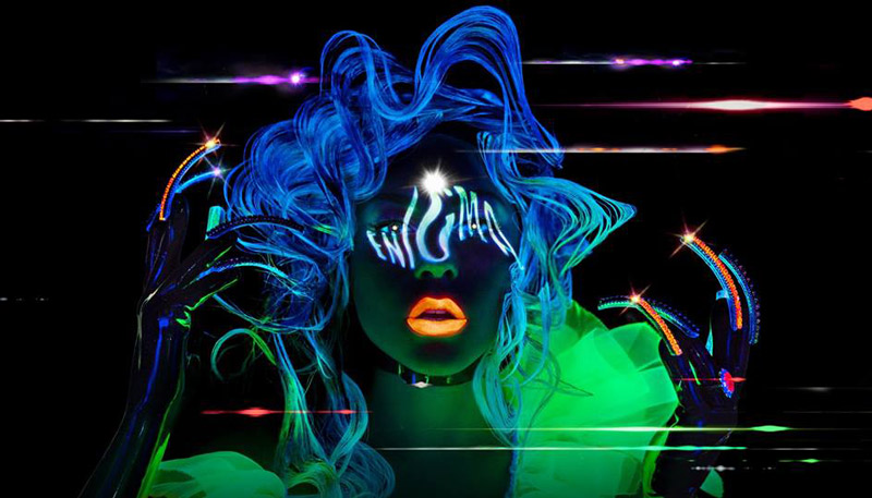 Lagy Gaga, em imagem de divulgação da nova turnê Enigma (Foto: Divulgação / Facebook)