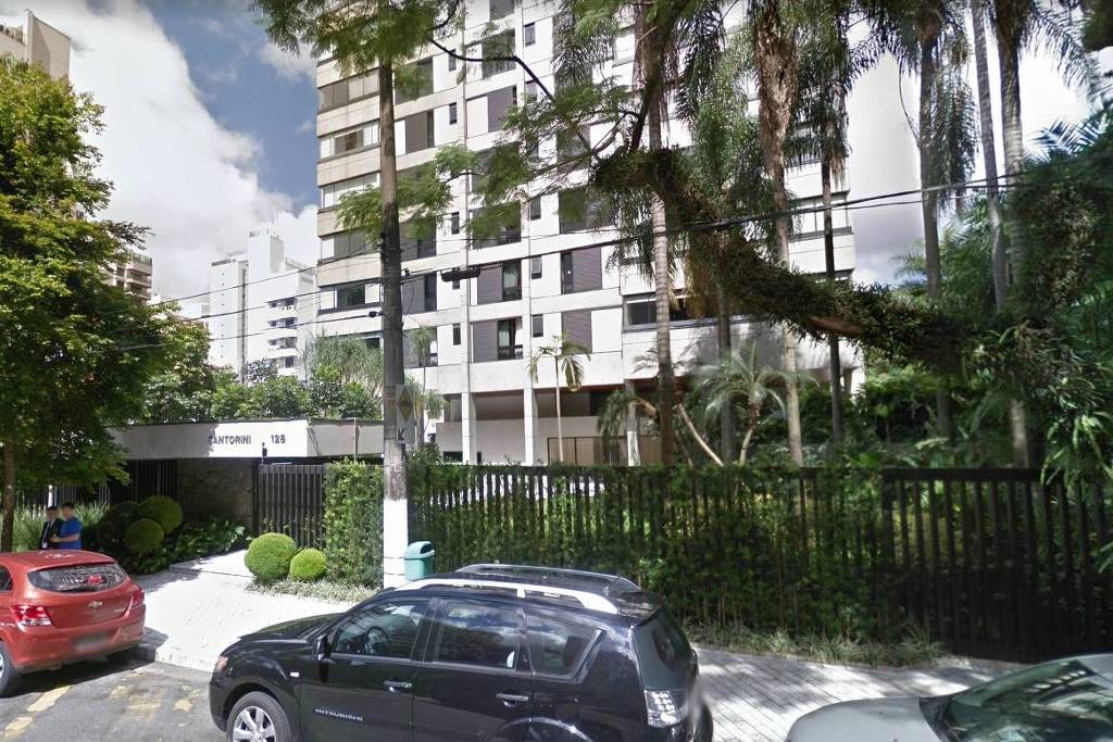 Prédio onde o comerciante foi morto. (Foto: Reprodução/Google)