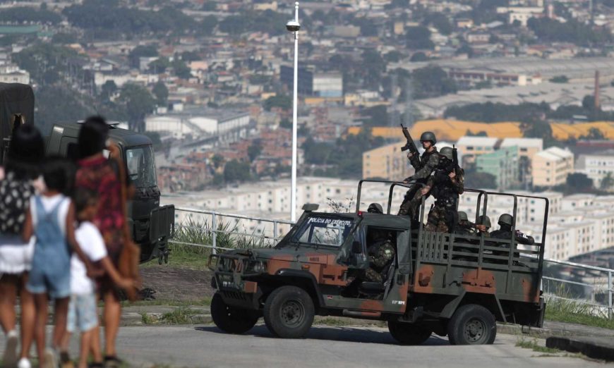 Megaoperação das forças militares nos complexos do Alemão, da Maré e da Penha (Foto: )