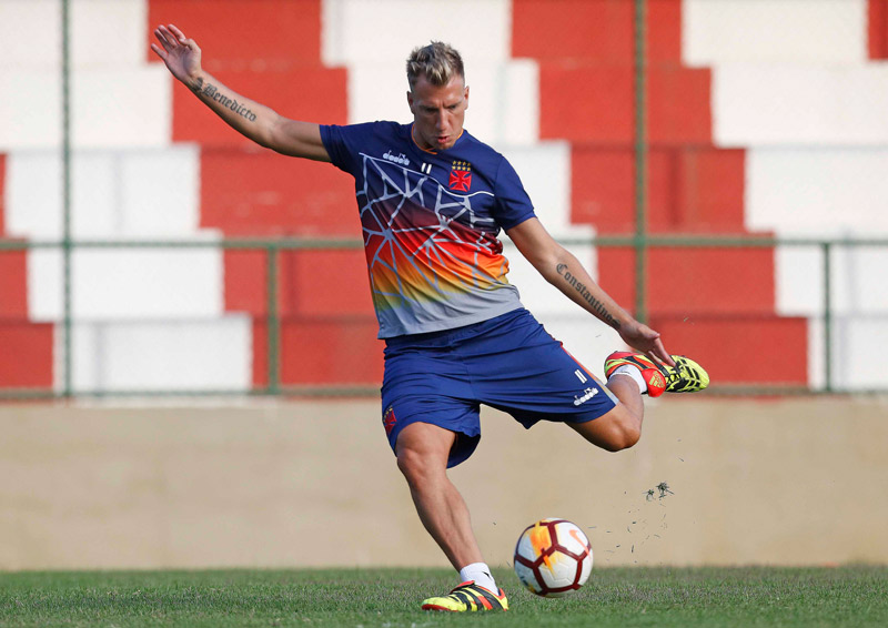 Maxi Lopez tem treinado com os profissionais e deve estrear no fim de semana (Foto: Rafael Ribeiro/Vasco.com.br)