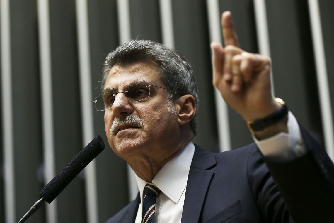 O senador defendeu o fechamento da fronteira e disse que a situação