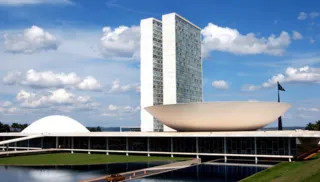 Imagem ilustrativa da imagem Medo “de ser você amanhã” protege senador cuecão