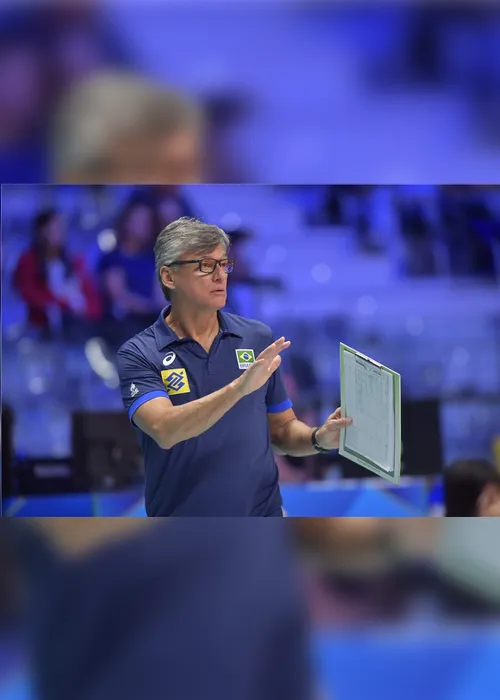 Imagem ilustrativa da imagem Internado com Covid, técnico da seleção brasileira de vôlei é intubado