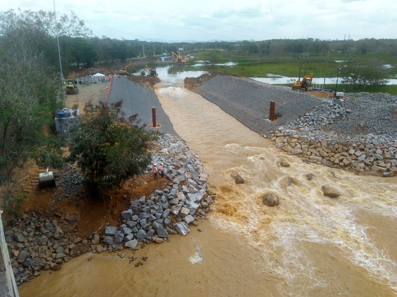 Abertura do canal foi realizada neste sábado (Foto: Diego Souza / Divulgação)