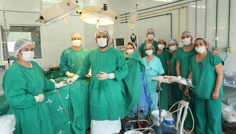 Equipe que participou da operação realizada em Linhares (Foto: Divulgação / HGL)