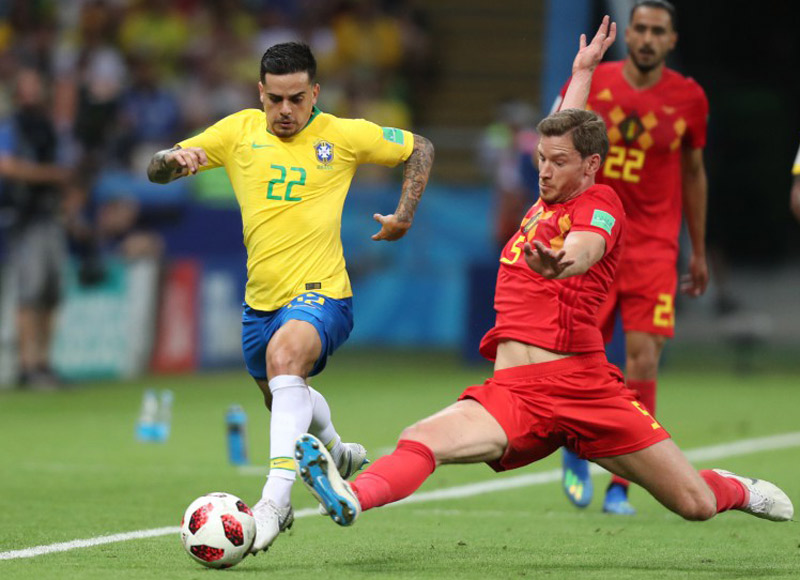 Fagner, durante a Copa do Mundo: jogador foi desconvocado por lesão para jogar pelo Brasil, mas está liberado para jogar pelo Corinthians nesta quarta (Foto: Lucas Figueiredo / CBF)