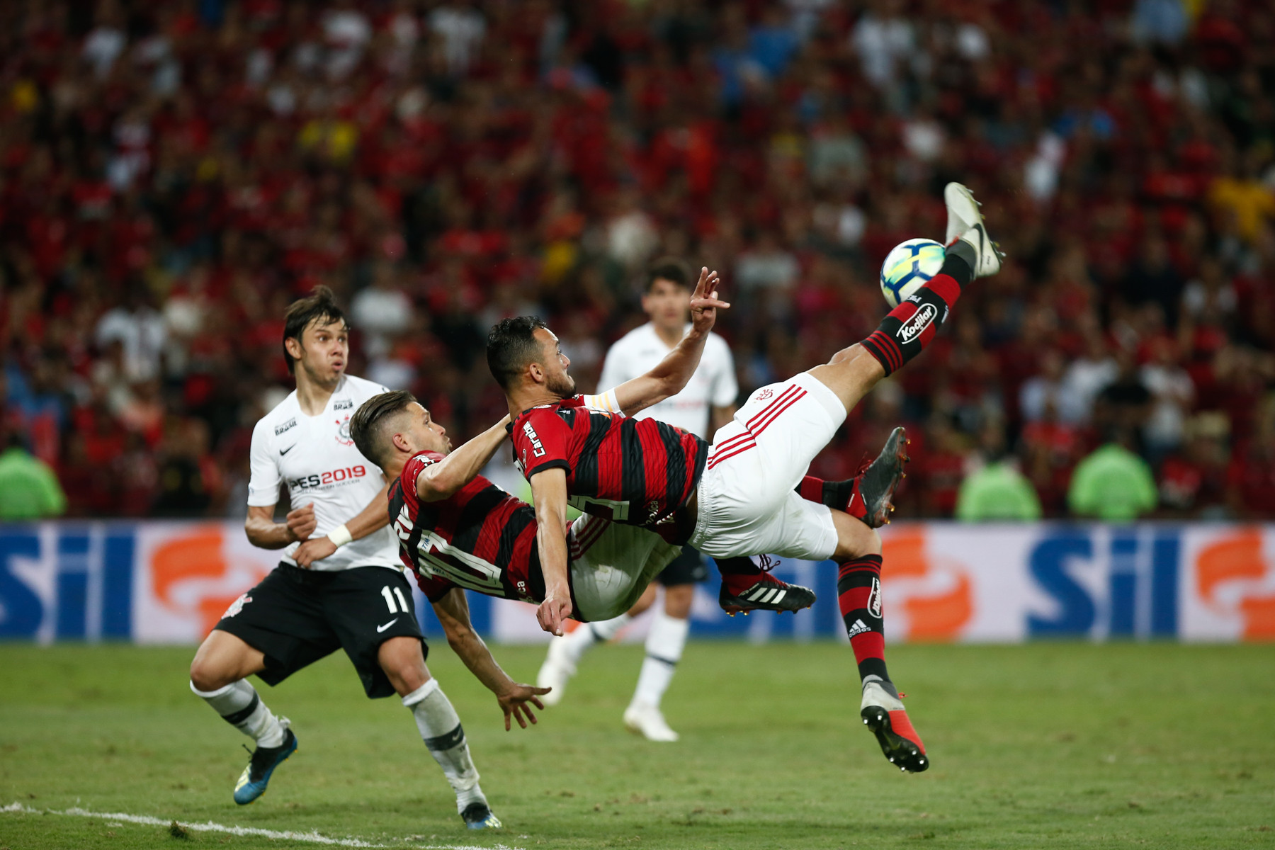Réver foi atacante no segundo tempo (Foto: Gilvan de Souza/Flamengo)