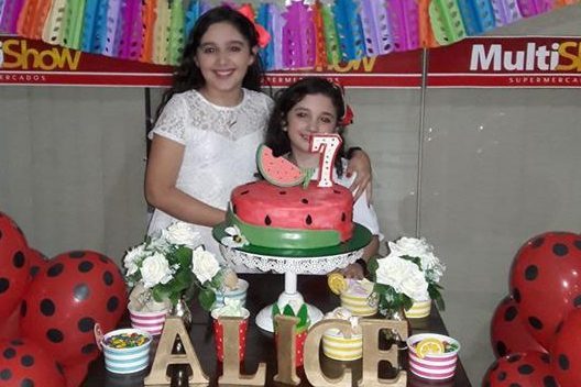 Laura, 10, e Alice, 7, morreram no acidente (Foto: Acervo Pessoal)