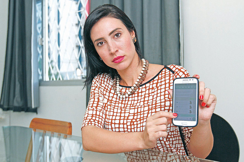 A psicóloga Sarah Rosado disse que a era digital, com uso intenso dos celulares, leva os mais jovens a demorarem a amadurecer (Foto: Dayana Souza / AT)