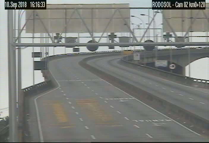 Trânsito sem veículos na ponte (Foto: Reprodução / Rodosol)