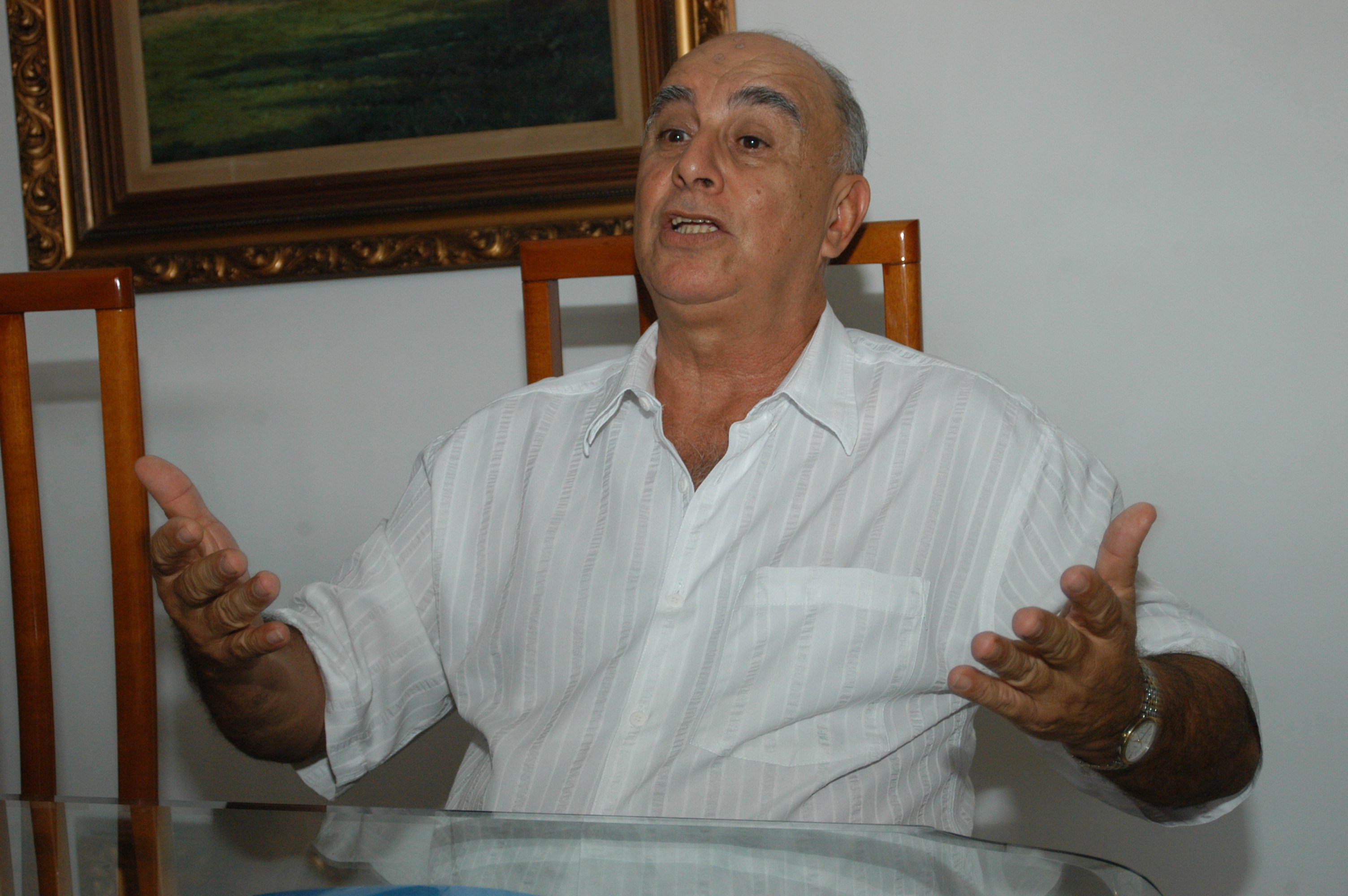 Valci Ferreira, preso por peculato e lavagem de dinheiro, pode ainda receber abono. (Foto: Jorge Junior/Arquivo AT)