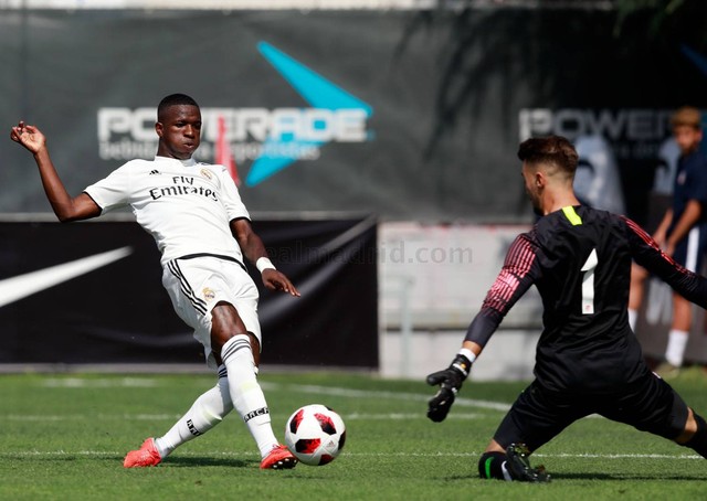 Vinicius Junior marca 2 em jogo contra o Atlético de Madrid B (Foto: Divulgação/Real Madrid Castilla)