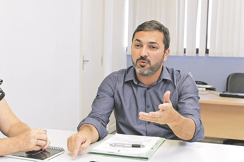 Imagem ilustrativa da imagem "Dificilmente teremos medidas mais restritivas na próxima semana", diz secretário