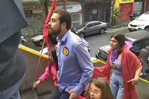 Imagem ilustrativa da imagem Sem tato