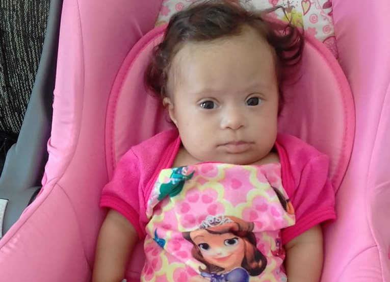 Maria Julia foi internada com diagnóstico de bronquiolite. (Foto: Acervo pessoal)