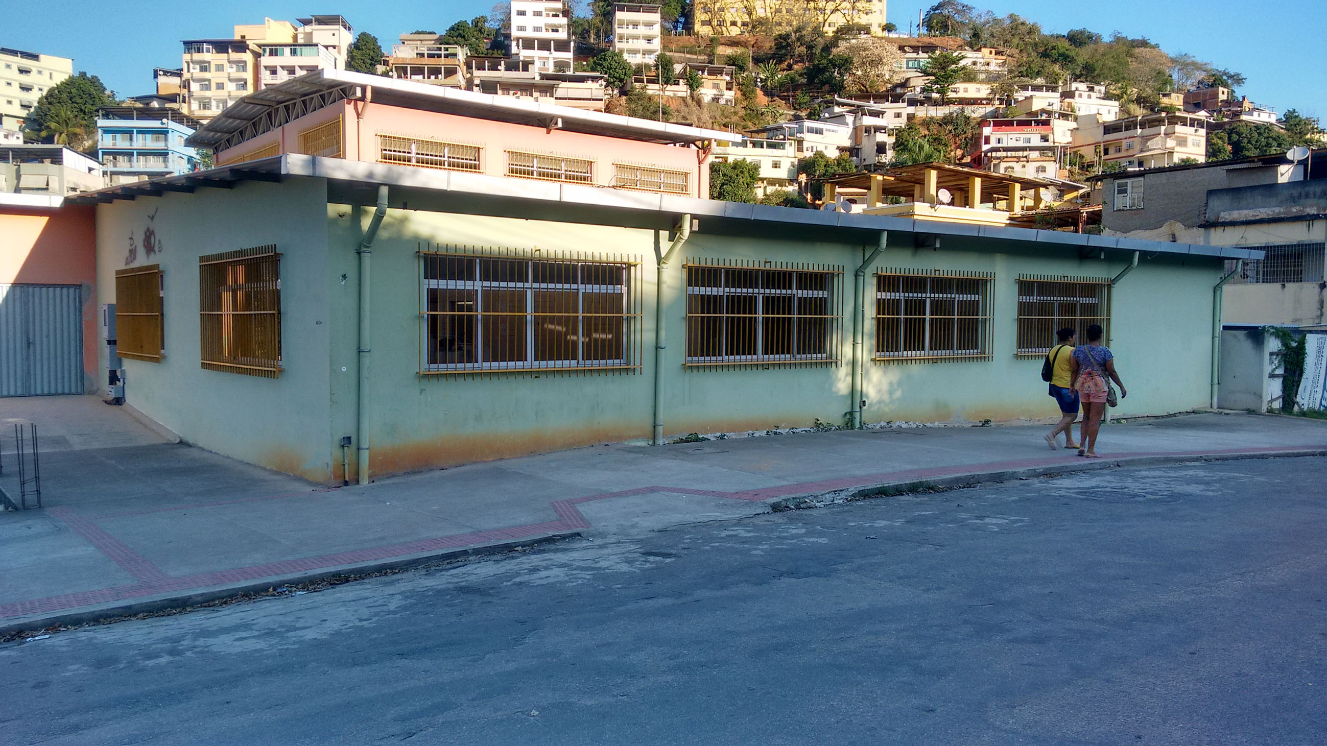 A obra iniciou em 2011 e sofreu várias interrupções (Foto: Alessandro de Paula)