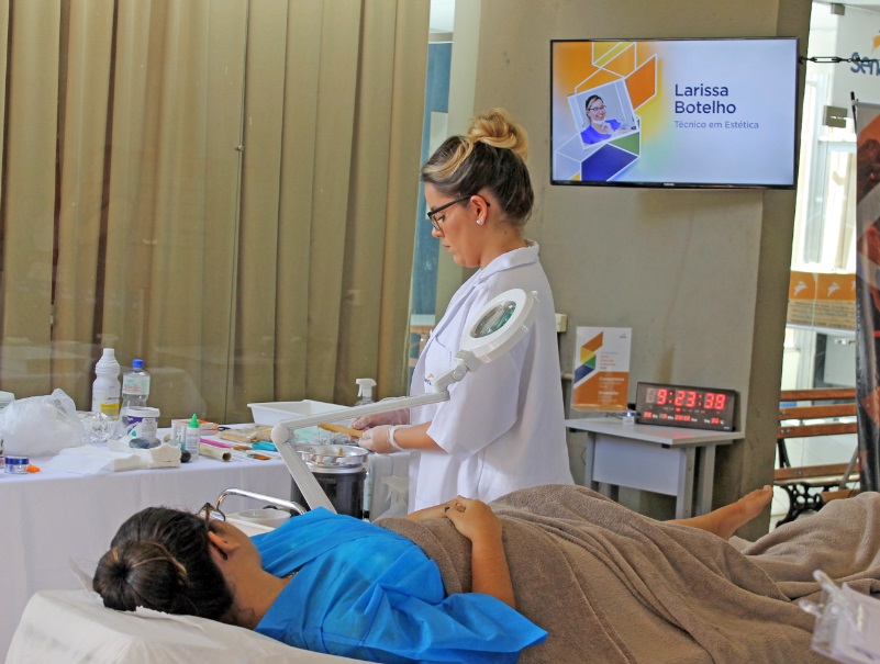 Curso técnico em estética é uma das modalidades do Senac-ES e qualifica para o mercado de trabalho. (Foto: Divulgação/Senac)